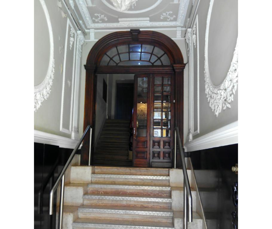 Refuge In Santa Marta Lissabon